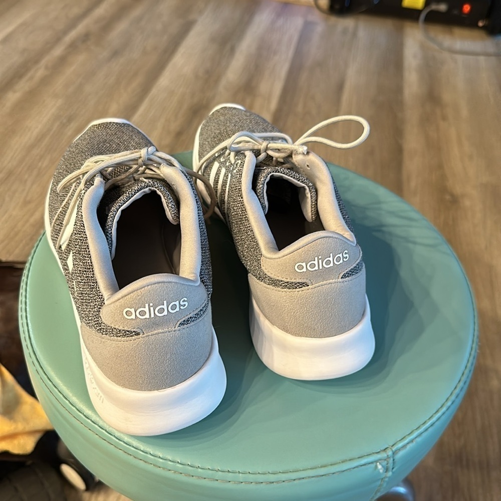 Adidas cloud foam grey/white running shoe size 11 - Picture 3 of 9